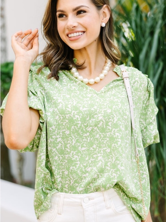 entro Tops - Entro Light Green Floral V-Neck Women's Top Size M